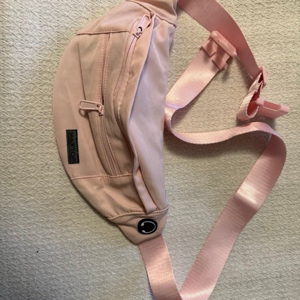 Maxtop Pink Fanny‎ Waist Hip Bag Sling with ear bud pocket adjustable strap NEW